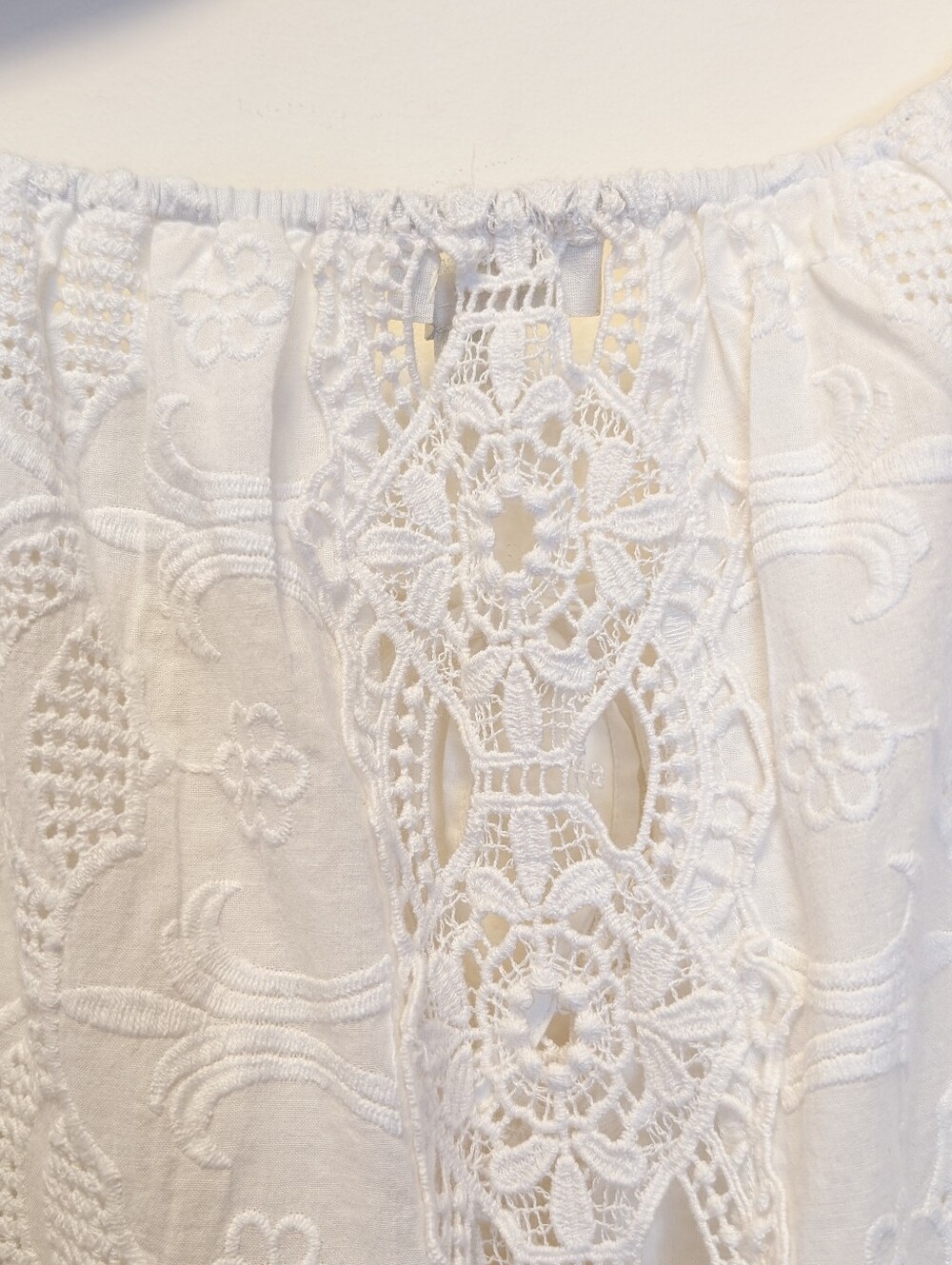 Jennifer & Grace White Eyelet Lace Boho Peasant Blouse Top M - Picture 15 of 16